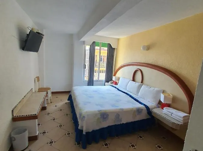 Imelda Hotel Zihuatanejo